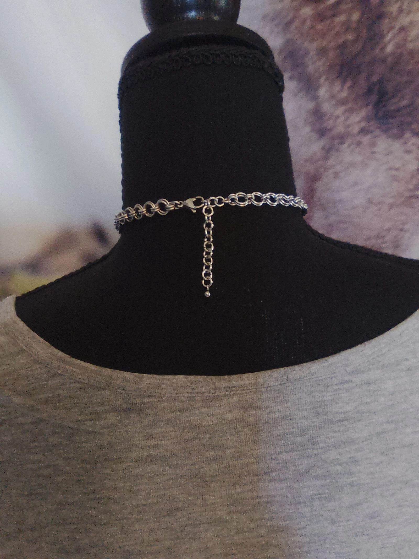 Collier choker décolleté chainmail japonais  – photo 3